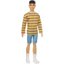 Barbie Ken Fashionistas Model Bebek 175 Renkli Desenli Atlet ve Kot Şortlu Eğlenceli Stil