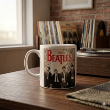Direkstoktan The Beatles Efsanesi Retro Tasarım Seramik Kupa – Vintage Müzik Severlere Özel / The Beatles Coffee Mug