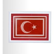 Klasik Sanatlar Besmele ve Şehit Ayeti Işlemeli Türk Bayrağı