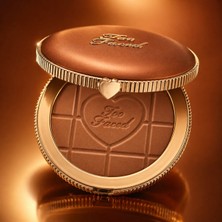 Too Faced Chocolate Soleil Bronzer – Mat Bitişli Bronzlaştırıcı Pudra, Doğal Kontür & Sıcak Görünüm