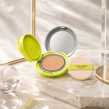 Shiseido Bb Krem SPF50 Light – Suya & Tere Dayanıklı, Renkli Güneş Kremi, Doğal Kapatıcılık