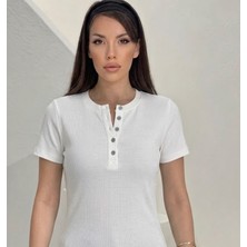 Nur Giyim Kadın Siyah Kaşkorse Henley Yaka Tişört - Düğme Detaylı Slim Fit Fitilli T-Shirt