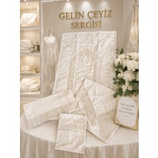 Dilex Lüks Kadife 4 Parça Seccade Seti Bohçalı – Nakışlı Gelin Bohçası Seti, Damat Çeyizlik Namaz Seti (Ekru / Gri )
