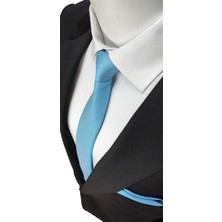 Elegante Cravatte Elegante  Cravatte Armürlü Dokuma Turkuaz Renginde Kravat ve Mendil Mikro Kumaş ile Şık Tasarım