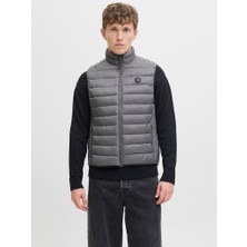 Jack & Jones Erkek Yelek 12280973 Jjebradley Lıght Bodywarmer Collar Noos