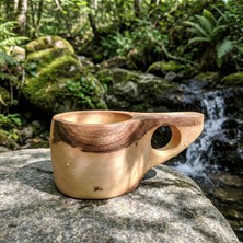 Mobelanza Home El Yapımı Desenli Masif Ceviz Kuksa Bardak – Özel Kulp Tasarımlı Ahşap Kamp Kuksa Bardak