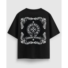 Vintage Gotik Desenli Oversize Siyah Tişört – Premium %100 Pamuk, Luxury Streetwear Koleksiyonu