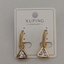 Xuping Kaliteli Paslanmaz Çelik Antialerjik Taşlı Üçgen Model Küpe