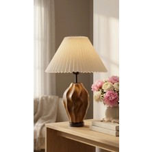 Decodelight Stone Dalga Model Seramik Ayaklı Dekoratif Büyük Pileli Açık Krem Kumaş Şapkalı Abajur Masa Lambası