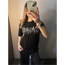 Violon Siyah Savage Taş Baskılı Kısa Kol T-Shirt