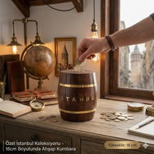 Direkstoktan Nostaljik Pirinç Süslemeli Ahşap Fıçı Kumbara - 16 cm Özel Tasarım - Istanbul Yazılı / Mnk Wooden Coin Box