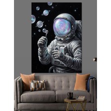 Artmeg Baloncuk Çıkaran Astronot Uzayda Kasklı Dekoratif Kanvas - Mdf Ahşap Tablo