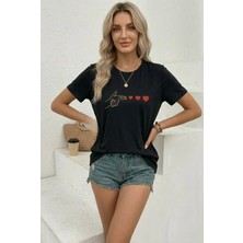 Giyimodam Minimal Kalp Işaret Baskılı Tişört Kısa Kol Yazlık T-Shirt - Siyah