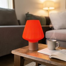 Modern Dekoratif Masa Lambası Turuncu – Minimal Tasarım, E14 Duy, 2m Kablolu, Beyaz Işık Ampul Hediyeli Gece Lambası