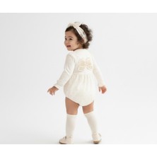 Minicayzen Unez Sweet Angel Nakışlı Kız Bebek Romper – Fırfır Detaylı, Bandanalı Premium Tulum (3-12 Ay)