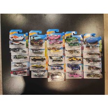Hot Wheels 5 Li Fantastik Set 1/64 Metal Materyal ile Hareketli Parçalar İçeren Koleksiyon