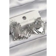 Renas Store Pirinç Gümüş Renk Işlemeli Model Kadın Küpe