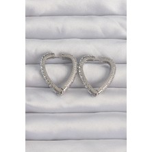 Renas Store Pirinç Gümüş Renk Zirkon Taşlı Motifli Küpe
