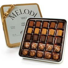 Çiçeek Metal Hediye Kutuda Pralin Çikolata 250 G(℮)