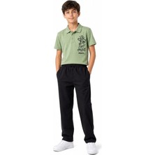 İrem Çocuk Giyim Erkek Çocuk Önü Sırtı Surf Yazılı Resim Desenli Polo Yaka Tişört Beli Lastikli Keten Pantolonlu Yeşil Renk Şık Ikili Takım