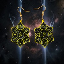 Brand House Çok Renkli V2 Çiçek Desenli 3D Sallantılı Küpe – Hafif Trend Kadın Aksesuar