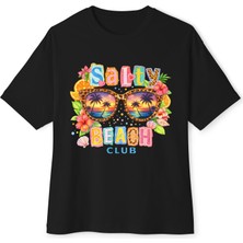 Tişört Kodu Salty Beach Club Oversize Kadın Tişört – Yaz Temalı Renkli Grafik T-Shirt