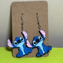 Brand House Çok Renkli V1 Stitch Temalı 3D Sallantılı Küpe – Sevimli Trend Kadın Aksesuar