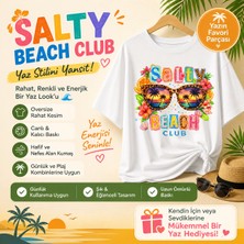 Tişört Kodu Salty Beach Club Oversize Kadın Tişört – Yaz Temalı Renkli Grafik T-Shirt