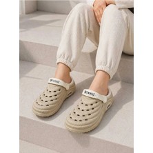 Slipcat Unisex Yazlık Terlik – Nefes Alabilir, Yumuşak Tabanlı, Ayarlanabilir Arka Bantlı Sandalet