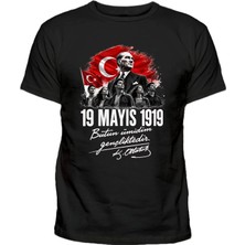 Efendioğlu Design Kısa Kollu Bütün Ümidim Gençlikte Atatürk ve Gençler Baskılı 19 Mayıs 1919 Çocuk T-Shirt
