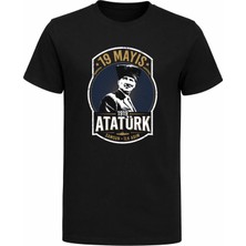 Efendioğlu Design Samsun Ilk Adım Yuvarlak Baskılı 19 Mayıs Atatürk Baskılı Pamuklu T-Shirt