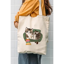 Çınar Bez Çanta Çınar Kanvas Cips Yiyen Kedi Desenli Bez Çanta 35x40x8cm Bej Renkli Dayanıklı Kullanım