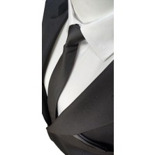 Elegante Cravatte Ekstra Slim Fit Siyah Armürlü Dokuma Kravat ve Mendil Şık Tasarım