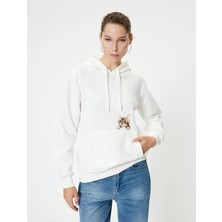Koton Oversize Kapüşonlu Sweatshirt Cep Detaylı Kedi Nakışlı