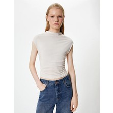 Koton Slim Fit Atlet Dik Yaka Kısa Kollu Drapeli