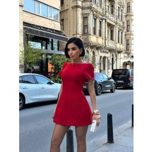 Kırmızı Kısa Elbise