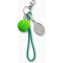 Dinç Spor Metal Tenis Raketli Anahtarlık Charm – Top Detaylı Spor Çanta & Anahtar Aksesuarı