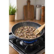 Sanal Box Elmas's Kitchen 28 cm Gri Granit Tava ile Mutfakta Pratiklik ve Şıklık Bir Arada!