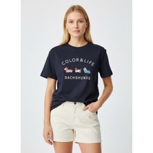 Venezia Giyim Kadın Rahat Kesim Bisiklet Yaka Kısa Kol Nakış Detay Premium T-Shirt // V26011