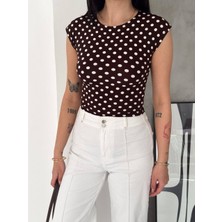 Kadın Puantiyeli Sıfır Kollu Bisiklet Yaka Slim Fit Yazlık Bluz