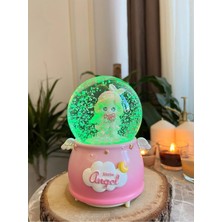 Nesever Store Orta Boy Aşk Tanrıçası Işıklı Müzikli Kar Küresi 12 cm Renk Değiştiren Özellik