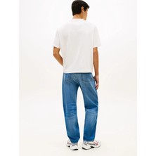 Tommy Jeans Beyaz Erkek Regular Fit Baskılı T-Shirt DM0DM22546YBH Beyaz T-Shirt