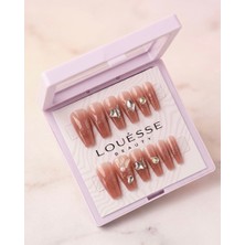 Louesse Beauty Louésse Caramel Glow Takma Tırnak 12’li  Nude Kahve Simli Taşlı Soft Luxe Nail