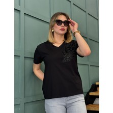 Dörtelle Kadın Boncuk Işlemeli/dantel Detaylı V Yaka T-Shirt