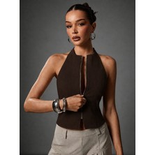 Afri Kadın Koyu Acı Kahverengi Fermuarlı Halter Yaka Atlas Kumaş Bluz Şık & Modern Fit
