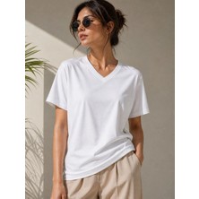 Mevese Essen V Yaka Basic Tişört Kısa Kol Yazlık Regular Fit T-Shirt - Beyaz
