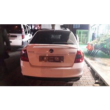 Skoda Rapid Yüksek Spoyler Boyasız