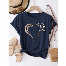 Nigrum Pardus Nıgrum Pardus Kelebeklerin Kalbi Baskılı %100 Pamuk Yeni Sezon Büyük Beden Kadın T-Shirt