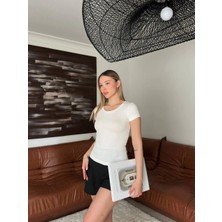 Esila Moda Kadın Beyaz Bisiklet Yaka Bluz