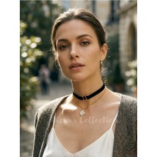 Jivva's Collection Siyah Kadife Altın Renk Zincirli Halka Detaylı Choker Kolye.altın Rengi Yonca Sallantılı Detayı.